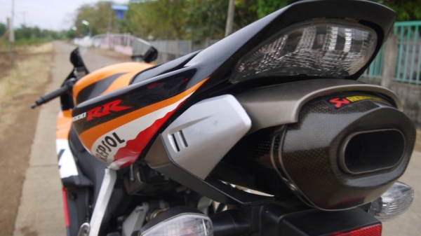 CBR 1000RR ปี05 CBR 1000RR ปี05
