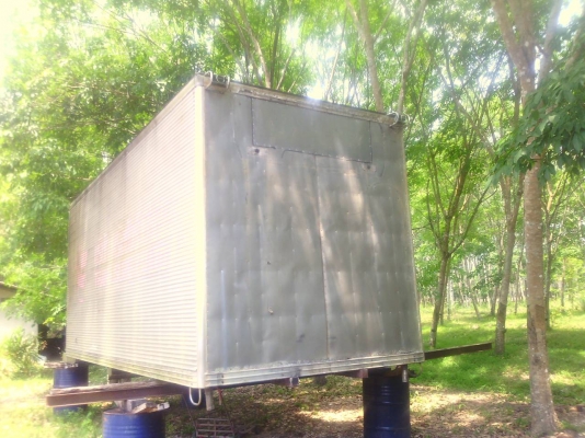 ขายตู้ห้องเย็นรถ 10 ล้อยาว 6 เมตร กว้าง 2.50 เมตร ประตู 2 บาน ราคา 80000