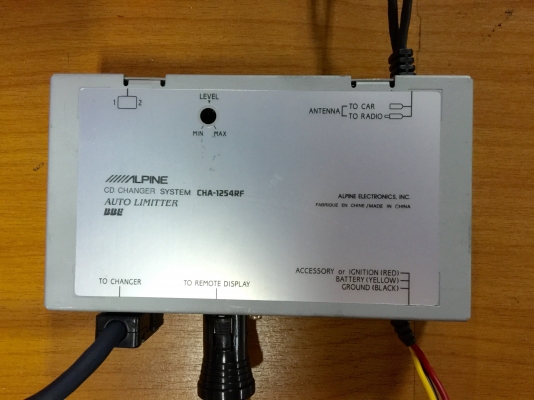 ขายเครื่องแปลงสัญญาณcd Alpine รุ่น CHA-1254RF AI-NET