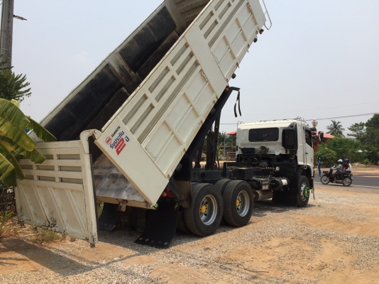 ขาย 330 ปี55 สภาพสวย พร้อมใช้งาน รถสวย จัดราคาต่อลองได้หน้างาน ครับ ขาย 330 ปี55 สภาพสวย พร้อมใช้งาน รถสวย จัดราคาต่อลองได้หน้างาน ครับ