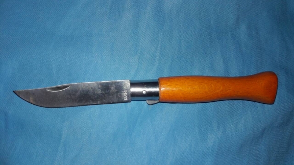 ขายมีดพับด้ามไม้ใบมีดสแตนเลส ยาวรวมด้าม7.5" ใบมีด3" ขายมีดพับด้ามไม้ใบมีดสแตนเลส ยาวรวมด้าม7.5" ใบมีด3"