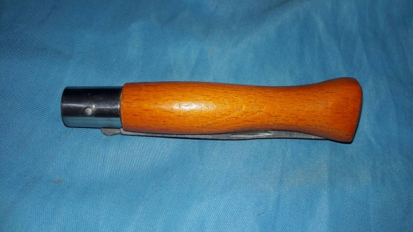 ขายมีดพับด้ามไม้ใบมีดสแตนเลส ยาวรวมด้าม7.5" ใบมีด3" ขายมีดพับด้ามไม้ใบมีดสแตนเลส ยาวรวมด้าม7.5" ใบมีด3"