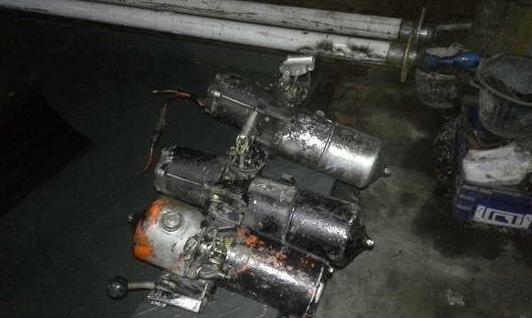 ขายปั้มไฮดรอลิค และปั้มดั้มสายพานหน้าเครื่อง12v