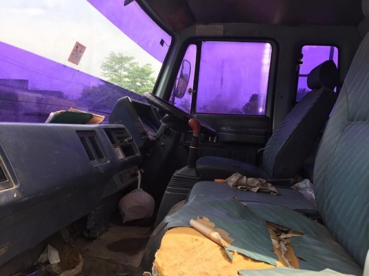 10 ล้อดั้ม 2 เพลา 195 แรง ISUZU FVZ32MZP-3002838 ปี 38 รถเดิม สีเดิม ห้างแท้ เล่มพร้อม