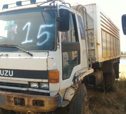 สิบล้อ อีซูซุ ร็อค FXZ13NFY วางเครือง 6SD1-270โบว์อินเตอร์ เกียร์อีตั้น ดั้มกะบะมีเนียม มีระบบลากจูง สภาพใช้งานได้ปกติ หมดงานวิ่งเลยจอด ทะเบียนพร้อมโอน สิบล้อ อีซูซุ ร็อค FXZ13NFY วางเครือง 6SD1-270โบว์อินเตอร์ เกียร์อีตั้น ดั้มกะบะมีเนียม มีระบบลากจูง สภาพใช้งานได้ปกติ หมดงานวิ่งเลยจอด ทะเบียนพร้อมโอน