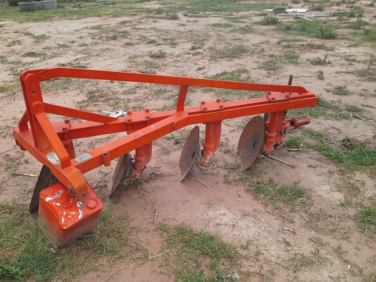 ขายผานบุกเบิก สี่เสา  DP224-P ตราช้าง พร้อมยอย ราคาต่อรองกันได้