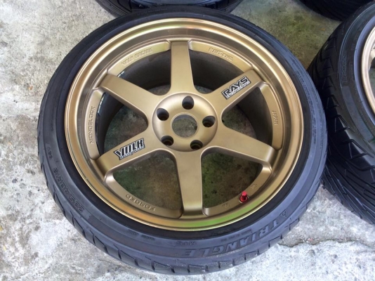 สายซิ่งกระบะ‬(มือ2)TE37 งาน&lrm;Etonยอดฮิด‬ ขอบ18" ใส่5รู114  น9.5",ล10.5"ยางปี15 ดอกเพียบ น235/40+ล265/35  ‪#&lrm;ยกชุด4ล้อ‬ 14,500.฿ ( *สีเดิม มีดุ่งนิดๆหลัง1วง ล้อ ใช้งานได้ปกติ ไม่มีปัญหา ใส่ไป4-5เดือน)