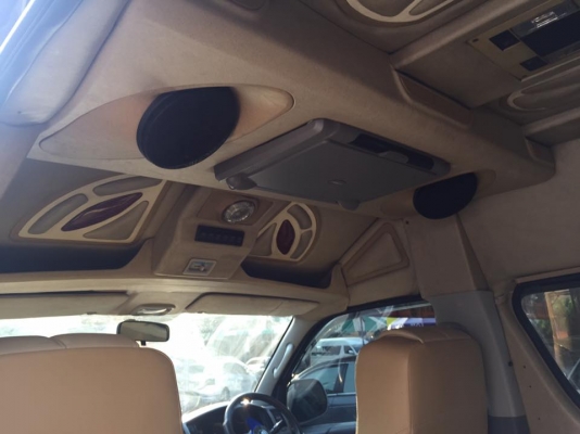 โทร 0922726669 ตันหยงเบสท์รถตู้ฝั่งธน COMMUTER ปี 2008 ดีเซลล์ แต่งวีไอพี แอร์บัส เบาะหนัง 4 แถว ราคา 769,000 บาท