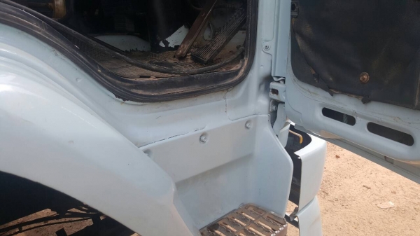 10ล้อหัวลากแท้..240แรง isuzu FXZ23KFRปี2538 สภาพดี เก็บสีแล้ว สวย..