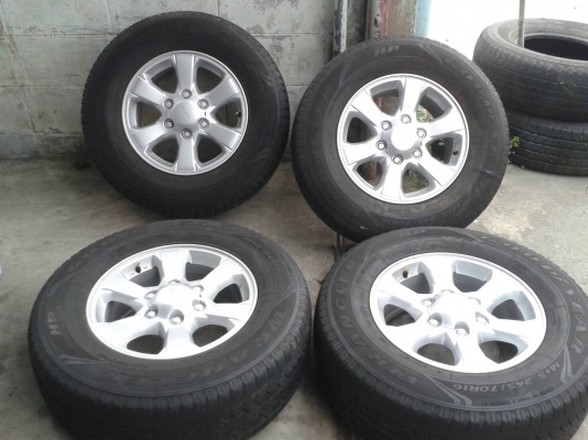 ขอบ16นิ้ว6รู อีสุ พร้อมยาง สวยๆ 4 ล้อ ราคา 7900 บาท