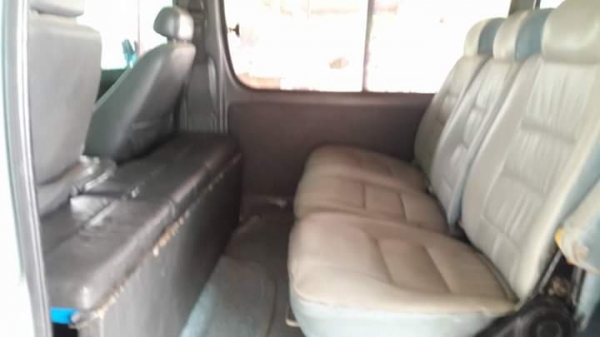 รถตู้ รถบ้านแท้ เครื่องดีเซลเครื่องเดิม 2L สวยมากๆ พร้อมใช้งาน ถูกจัด 79,000