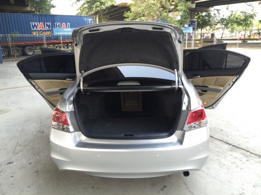 Honda Accord 2.0E ปี 2008 รถมือเดียวป้ายแดง ประวัติดี ไม่เคยเชี่ยวชน อุปกรณ์ครบเอกสารพร้อมโอน