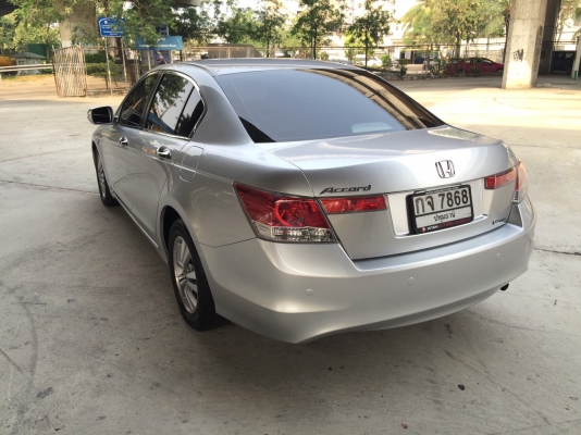 Honda Accord 2.0E ปี 2008 รถมือเดียวป้ายแดง ประวัติดี ไม่เคยเชี่ยวชน อุปกรณ์ครบเอกสารพร้อมโอน