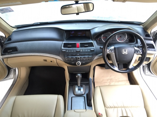 Honda Accord 2.0E ปี 2008 รถมือเดียวป้ายแดง ประวัติดี ไม่เคยเชี่ยวชน อุปกรณ์ครบเอกสารพร้อมโอน