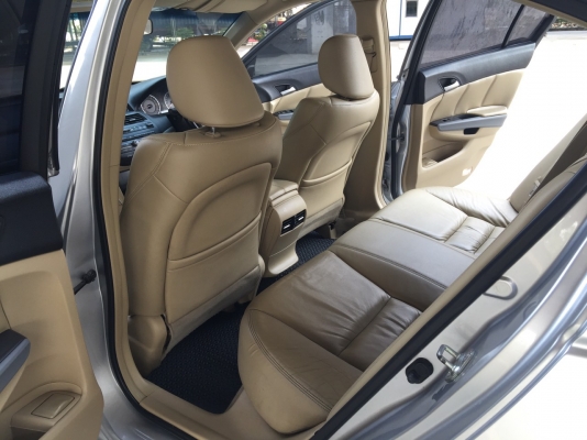 Honda Accord 2.0E ปี 2008 รถมือเดียวป้ายแดง ประวัติดี ไม่เคยเชี่ยวชน อุปกรณ์ครบเอกสารพร้อมโอน