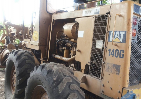 ขายด่วนครับ รถเกรดเดอร์ 5MD 140G S/N3100 เอกสาร เล่มทะเบียน