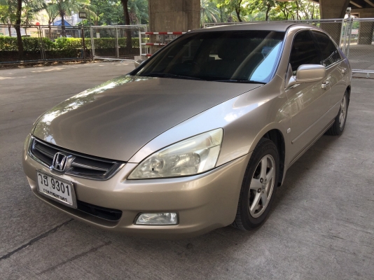 Honda Accord 2.4EL ปี 2003 ท็อปสุด เดิมทั้งคันไม่เคยเชียวชน แก๊ซหัวฉีด LPG เอกสารพร้อมโอน