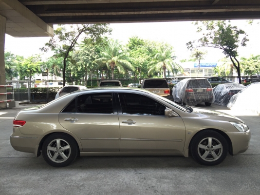 Honda Accord 2.4EL ปี 2003 ท็อปสุด เดิมทั้งคันไม่เคยเชียวชน แก๊ซหัวฉีด LPG เอกสารพร้อมโอน