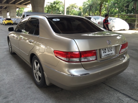 Honda Accord 2.4EL ปี 2003 ท็อปสุด เดิมทั้งคันไม่เคยเชียวชน แก๊ซหัวฉีด LPG เอกสารพร้อมโอน