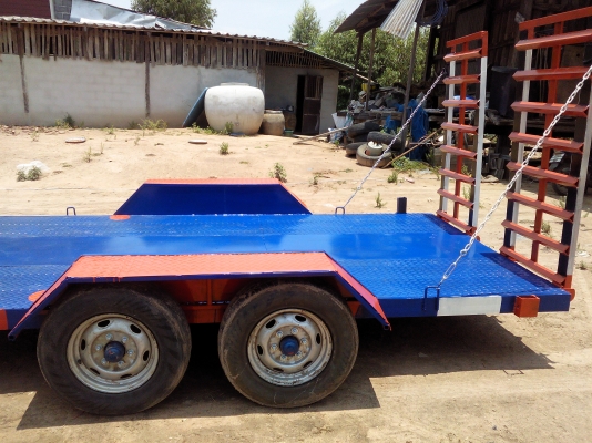 รถลากรถเกี่ยว รถไถ รถลากรถเกี่ยว รถไถ