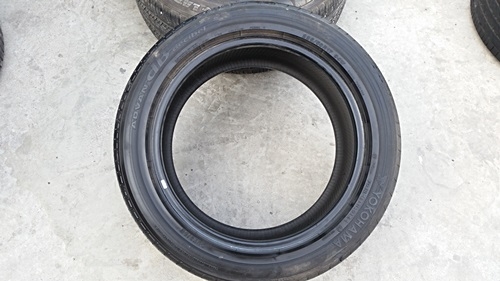 ขายยาง225/50/17 ปี 3913 YOKOHAMA ADVAN 2 เส้น