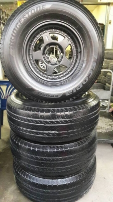 ขายล้อแม็กมือ2 w work 16" พร้อมยางปี13  สนใจติดต่อ ตาเล็ก ล้อและยางครับ 081-3747940