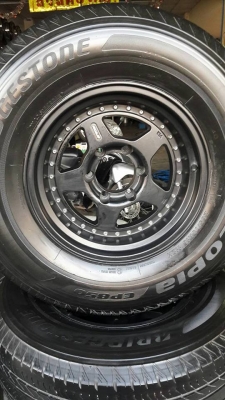 ขายล้อแม็กมือ2 w work 16" พร้อมยางปี13  สนใจติดต่อ ตาเล็ก ล้อและยางครับ 081-3747940