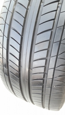 ขายยาง215/45/17 ปี 1512 FALKEN ZE522  2 เส้น