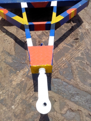 รถลากรถเกี่ยว รถไถ รถลากรถเกี่ยว รถไถ