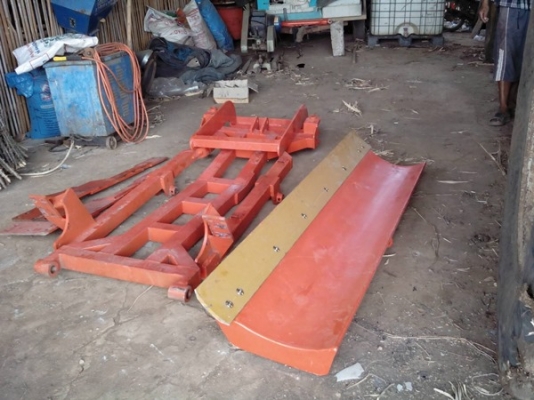 ขายใบมีดดันหน้าตราช้าง สำหรับรุ่น L4708