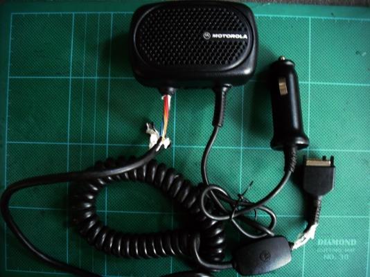 Motorola SYN8597A CAR CHARGER AND SPEAKER Made in USA