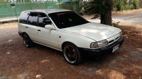 นิสสันnv แวน เกียร์ออโต้ ติดแก๊ส79000