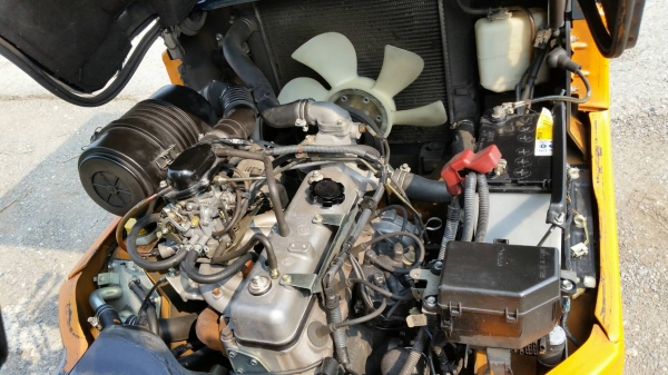 ขายด่วนรถยก TOYOTA 7FG15ยก1.5ตันเสาสูง3เมตรยางตัน4เส้นรถนอกยังไม่เคยใช้งานในเมืองไทยเลย=รุ่นใหม่ขายถูกๆๆ