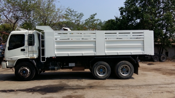 ขายด่วนครับ รถ ISUZU DECA 270 EURO 2 ปี46 ดั้มทำใหม่ รถพร้อมใช้งานครับ