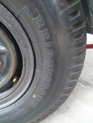 7.50-15 ปี2016 BRIDGESTONE พร้อมยางใน ยางยังใหม่ๆ ยังไม่ใช้งานหนัก มี 2 เส้น tel.081-427-3941 ไอดีไลน์ 0814273941 7.50-15 ปี2016 BRIDGESTONE พร้อมยางใน ยางยังใหม่ๆ ยังไม่ใช้งานหนัก มี 2 เส้น tel.081-427-3941 ไอดีไลน์ 0814273941