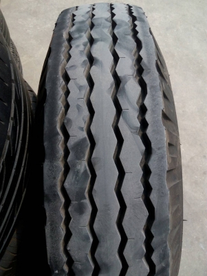 7.50-15 ปี2016 BRIDGESTONE พร้อมยางใน ยางยังใหม่ๆ ยังไม่ใช้งานหนัก มี 2 เส้น tel.081-427-3941 ไอดีไลน์ 0814273941 7.50-15 ปี2016 BRIDGESTONE พร้อมยางใน ยางยังใหม่ๆ ยังไม่ใช้งานหนัก มี 2 เส้น tel.081-427-3941 ไอดีไลน์ 0814273941