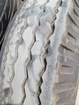 7.50-15 ปี2016 BRIDGESTONE พร้อมยางใน ยางยังใหม่ๆ ยังไม่ใช้งานหนัก มี 2 เส้น tel.081-427-3941 ไอดีไลน์ 0814273941 7.50-15 ปี2016 BRIDGESTONE พร้อมยางใน ยางยังใหม่ๆ ยังไม่ใช้งานหนัก มี 2 เส้น tel.081-427-3941 ไอดีไลน์ 0814273941