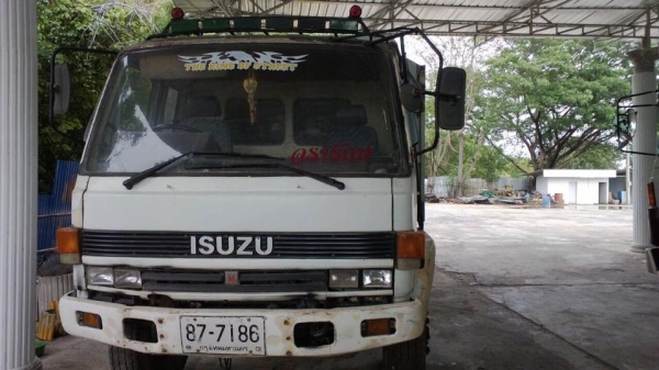 ขายด่วนISUZU ร๊อกเล็กห้างแท้ช่วงล่าง240 ขายด่วนISUZU ร๊อกเล็กห้างแท้ช่วงล่าง240