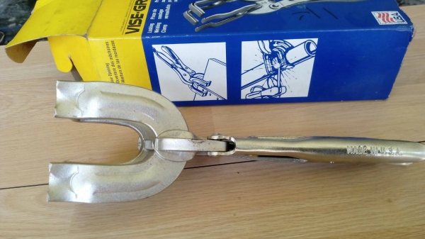 ขายคีมล็อค VISE GRIP 9R MADE IN USA.