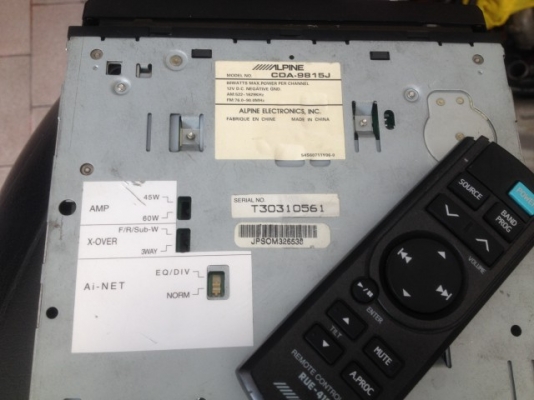 ALPINE CDA 9815 J CD MP3 รุ่นใหญ่ปรีเอ้า3ชุด เก่าญี่ปุ่นสภาพสวยรีโม้ตครบ