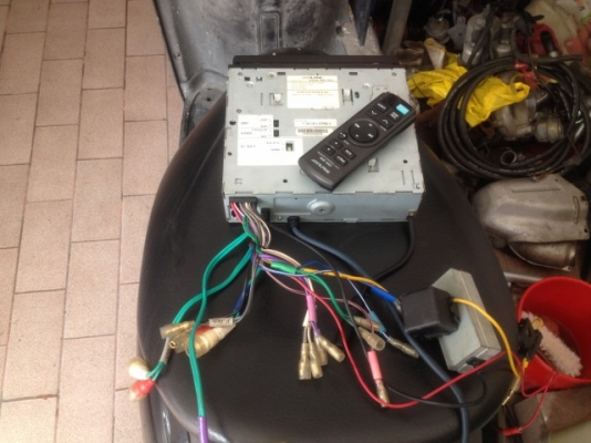 ALPINE CDA 9815 J CD MP3 รุ่นใหญ่ปรีเอ้า3ชุด เก่าญี่ปุ่นสภาพสวยรีโม้ตครบ