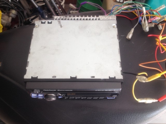 ALPINE CDA 9807J CD MP3 เก่าญี่ปุ่นสภาพสวยใช้งานได้ปกติ ALPINE CDA 9807J CD MP3 เก่าญี่ปุ่นสภาพสวยใช้งานได้ปกติ