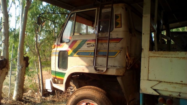 **490,000 บ.ต่อรอง/// 10ล้อเทเลอร์2เพลา ISUZU JCM-205 แรง ท้ายลาดมีหางพับไฮดรอลิก ขน-ย้าย รถเกี่ยวข้าว/แบคโฮPC120 เครื่อง/เกียร์/ช่วงล่างใหญ่ พาวเวอร์ ทริฟฟี่ ครบ พร้อมใช้งาน เล่มฯ ครบ ภาษี3ปี ตามสภาพ **ขาย เทเลอร์2เพลา 10ล้อ ISUZU JCM -250HP ท้ายลาด ขนแบ **490,000 บ.ต่อรอง/// 10ล้อเทเลอร์2เพลา ISUZU JCM-205 แรง ท้ายลาดมีหางพับไฮดรอลิก ขน-ย้าย รถเกี่ยวข้าว/แบคโฮPC120 เครื่อง/เกียร์/ช่วงล่างใหญ่ พาวเวอร์ ทริฟฟี่ ครบ พร้อมใช้งาน เล่มฯ ครบ ภาษี3ปี ตามสภาพ **ขาย เทเลอร์2เพลา 10ล้อ ISUZU JCM -250HP ท้ายลาด ขนแบ