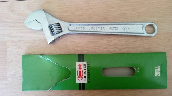 ขายประแจเลื่อนตรากุ้งLOBSTER Made in Japan. ขนาด8"