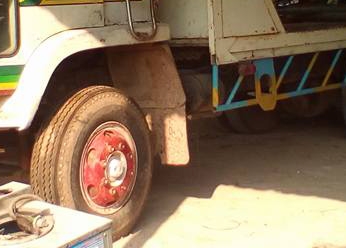 **490,000 บ.ต่อรอง/// 10ล้อเทเลอร์2เพลา ISUZU JCM-205 แรง ท้ายลาดมีหางพับไฮดรอลิก ขน-ย้าย รถเกี่ยวข้าว/แบคโฮPC120 เครื่อง/เกียร์/ช่วงล่างใหญ่ พาวเวอร์ ทริฟฟี่ ครบ พร้อมใช้งาน เล่มฯ ครบ ภาษี3ปี ตามสภาพ **ขาย เทเลอร์2เพลา 10ล้อ ISUZU JCM -250HP ท้ายลาด ขนแบ