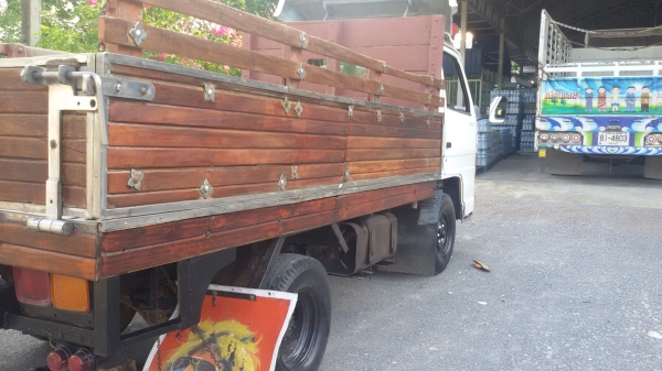 ขายรถNKR88เครื่องดี. สภาพพร้อมใช้งาน