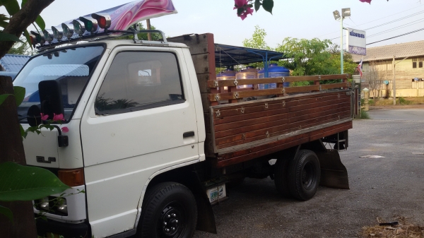 ขายรถNKR88เครื่องดี. สภาพพร้อมใช้งาน