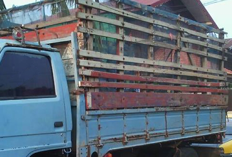 **259,000 บ.ต่อรอง/// 6ล้อบรรทุก ISUZU NPR-100HP ฝาดำ รถประกอบ เครื่อง/เกียร์ เดิม แน่น แรงดี ช่วงล่างใหญ่ Fหน้า-หลัง คัสซีสวยพ.พาวเวอร์ สโลวกลาง หัวยกได้ กระบะคอกไม้ ยาว4.30ม. คอกพอใช้ยาง8.25/16 สภาพ65\% ตามสภาพ พร้อมใช้งาน เล่มทะเบียน ครบ **ขาย ISUZU NPR **259,000 บ.ต่อรอง/// 6ล้อบรรทุก ISUZU NPR-100HP ฝาดำ รถประกอบ เครื่อง/เกียร์ เดิม แน่น แรงดี ช่วงล่างใหญ่ Fหน้า-หลัง คัสซีสวยพ.พาวเวอร์ สโลวกลาง หัวยกได้ กระบะคอกไม้ ยาว4.30ม. คอกพอใช้ยาง8.25/16 สภาพ65\% ตามสภาพ พร้อมใช้งาน เล่มทะเบียน ครบ **ขาย ISUZU NPR