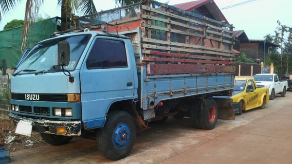 **259,000 บ.ต่อรอง/// 6ล้อบรรทุก ISUZU NPR-100HP ฝาดำ รถประกอบ เครื่อง/เกียร์ เดิม แน่น แรงดี ช่วงล่างใหญ่ Fหน้า-หลัง คัสซีสวยพ.พาวเวอร์ สโลวกลาง หัวยกได้ กระบะคอกไม้ ยาว4.30ม. คอกพอใช้ยาง8.25/16 สภาพ65\% ตามสภาพ พร้อมใช้งาน เล่มทะเบียน ครบ **ขาย ISUZU NPR **259,000 บ.ต่อรอง/// 6ล้อบรรทุก ISUZU NPR-100HP ฝาดำ รถประกอบ เครื่อง/เกียร์ เดิม แน่น แรงดี ช่วงล่างใหญ่ Fหน้า-หลัง คัสซีสวยพ.พาวเวอร์ สโลวกลาง หัวยกได้ กระบะคอกไม้ ยาว4.30ม. คอกพอใช้ยาง8.25/16 สภาพ65\% ตามสภาพ พร้อมใช้งาน เล่มทะเบียน ครบ **ขาย ISUZU NPR