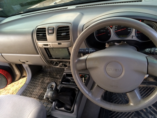 ขาย D MAX Hi Lander มือเดียวออกห้าง เดิมๆบางครับผม ขาย D MAX Hi Lander มือเดียวออกห้าง เดิมๆบางครับผม